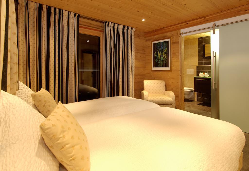 Ferienapartement Hinterdorf Zermatt Rum bild